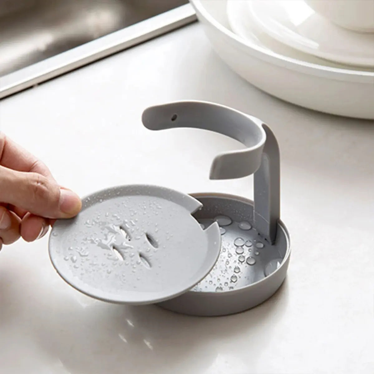 Cepillo Limpiador Con Dispenser de Jabón